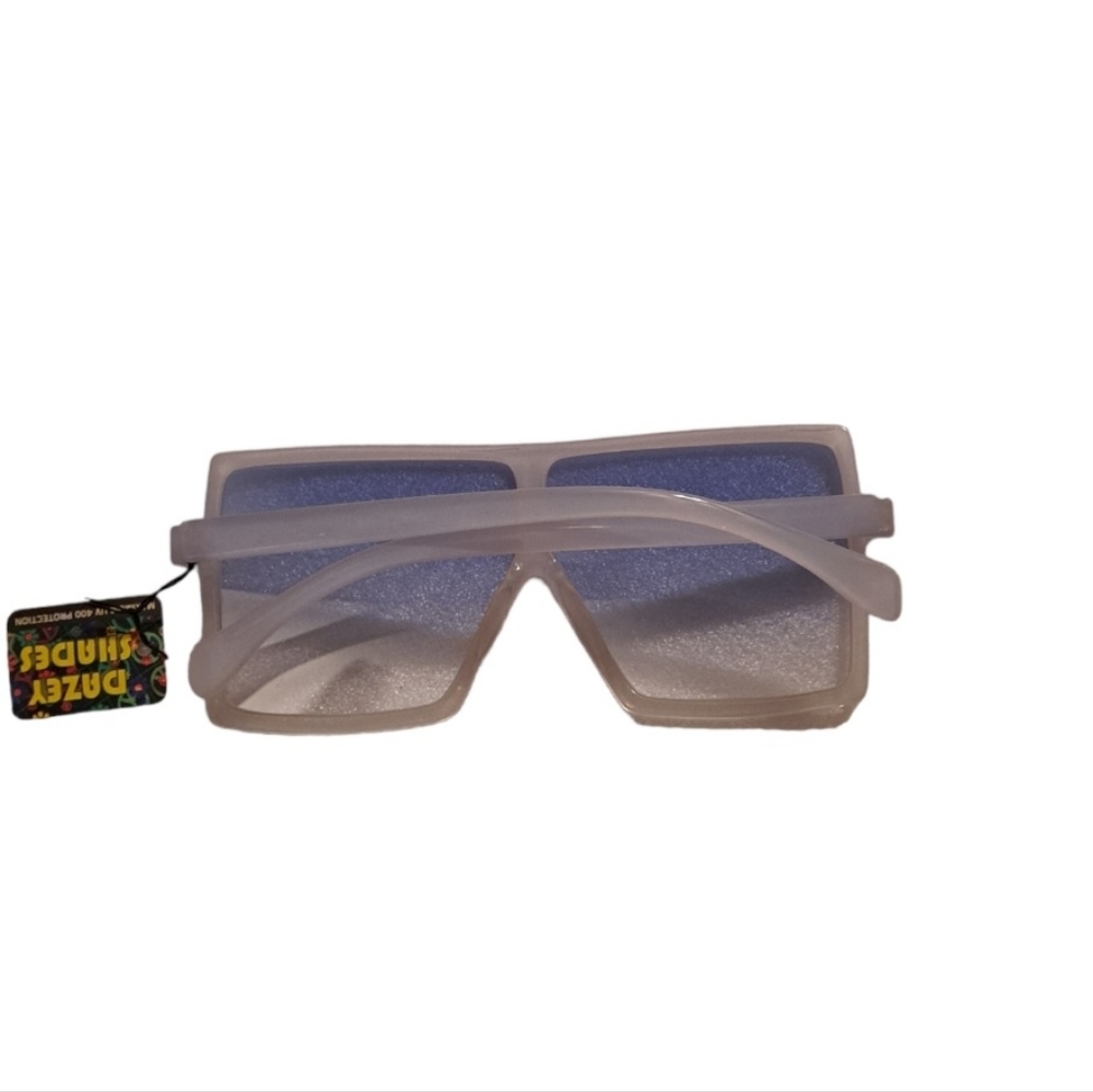 111.) Two~Tone Big Square Sunglasses - Picture 6 of 6
